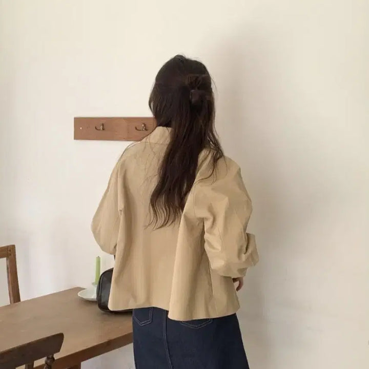 [BUNJANG] MaybeBaby Beige Short Trench Coat Jacket / 메이비베이비 베이지 숏 트렌치 코트 자켓 모던로브 퍼빗 하와 리에뜨 렌느