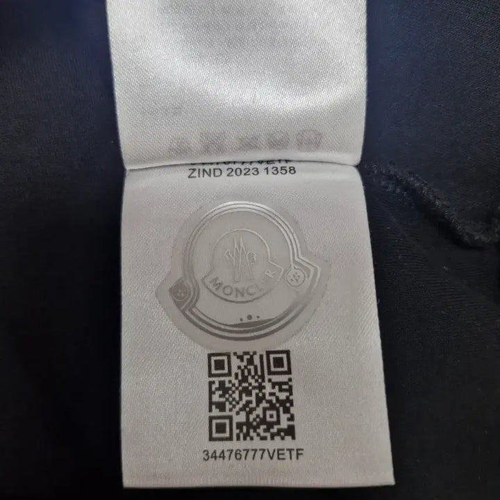[BUNJANG] Moncler Sweatshirt / 몽클레어 맨투맨