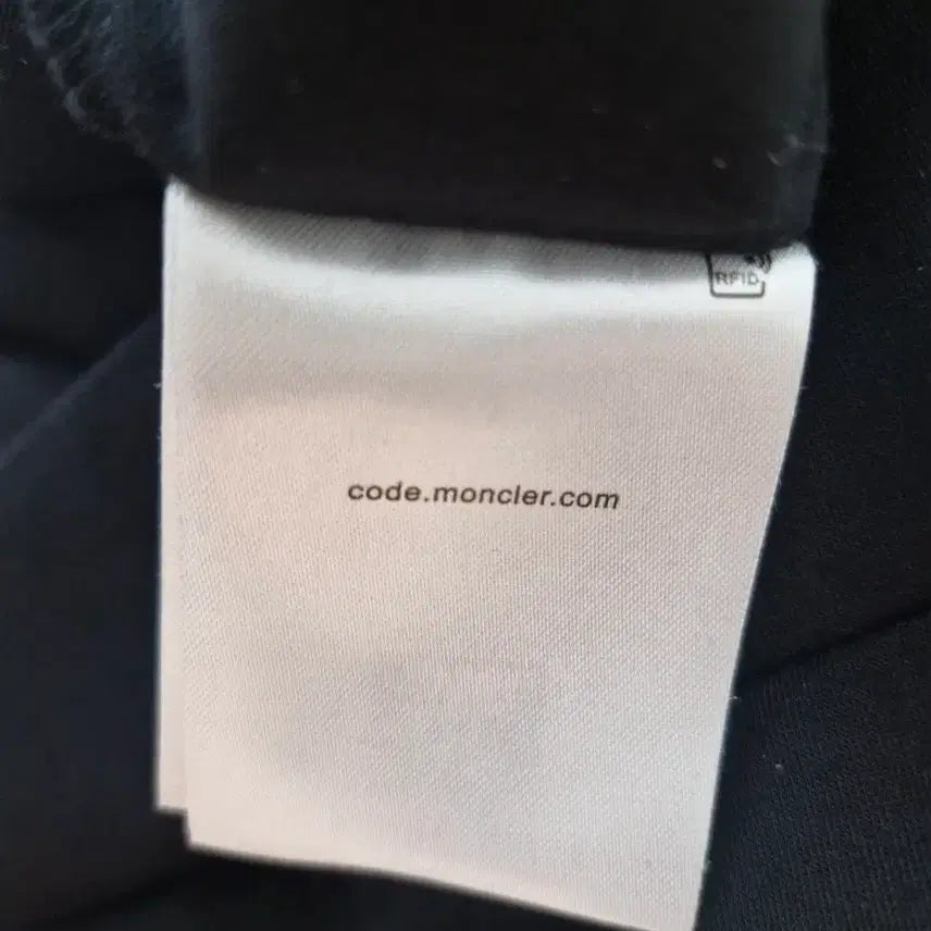 [BUNJANG] Moncler Sweatshirt / 몽클레어 맨투맨