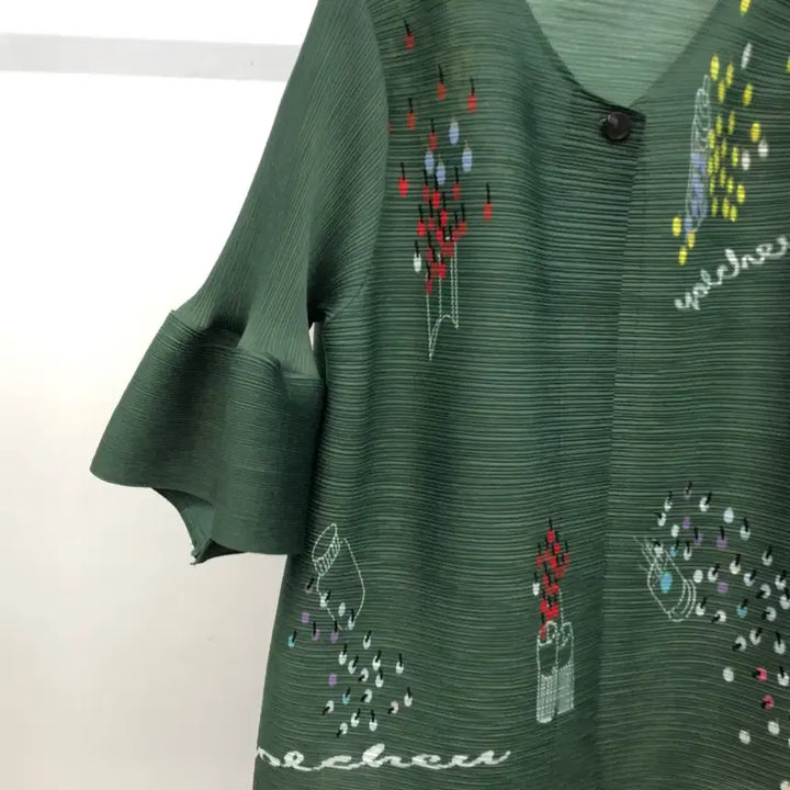 [BUNJANG] Yoits Pleated Short Sleeve Jacket Blouse / 요이츠 플리츠 자켓 블라우스 F
