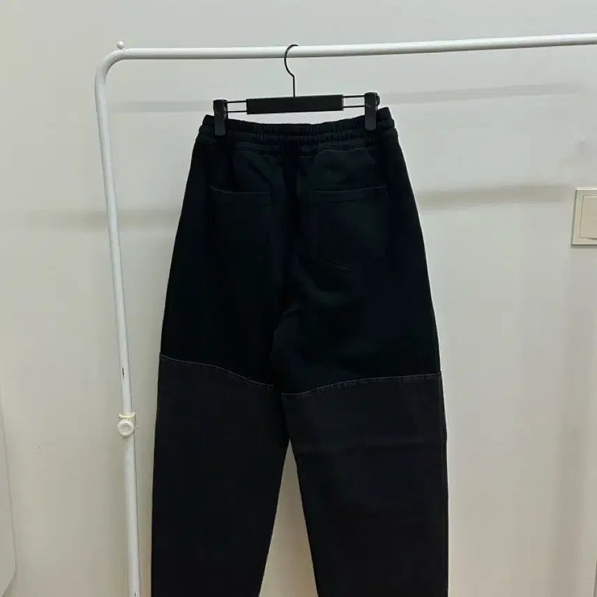 [BUNJANG] Momento Black Drawstring Pants L / 아모멘토 드로스트링팬츠 블랙 L