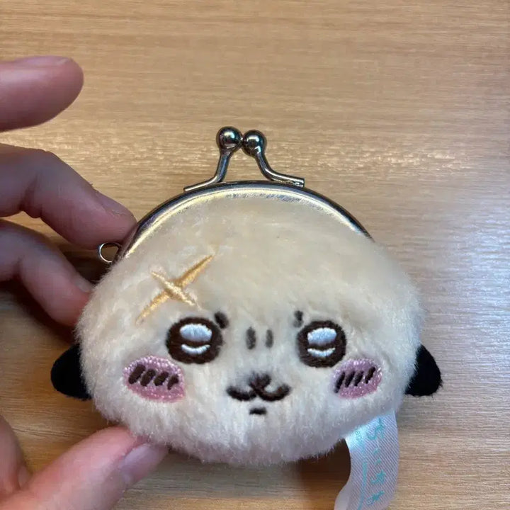 [BUNJANG] Chikawa Otter Coin Purse / 치이카와 랏코 동전지갑