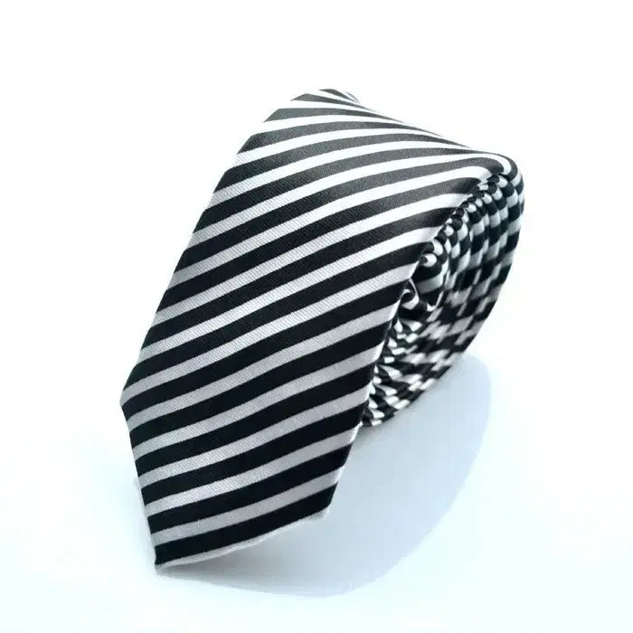 [BUNJANG] Black and White Striped Tie / 흑백 스트라이프 줄무늬 넥타이