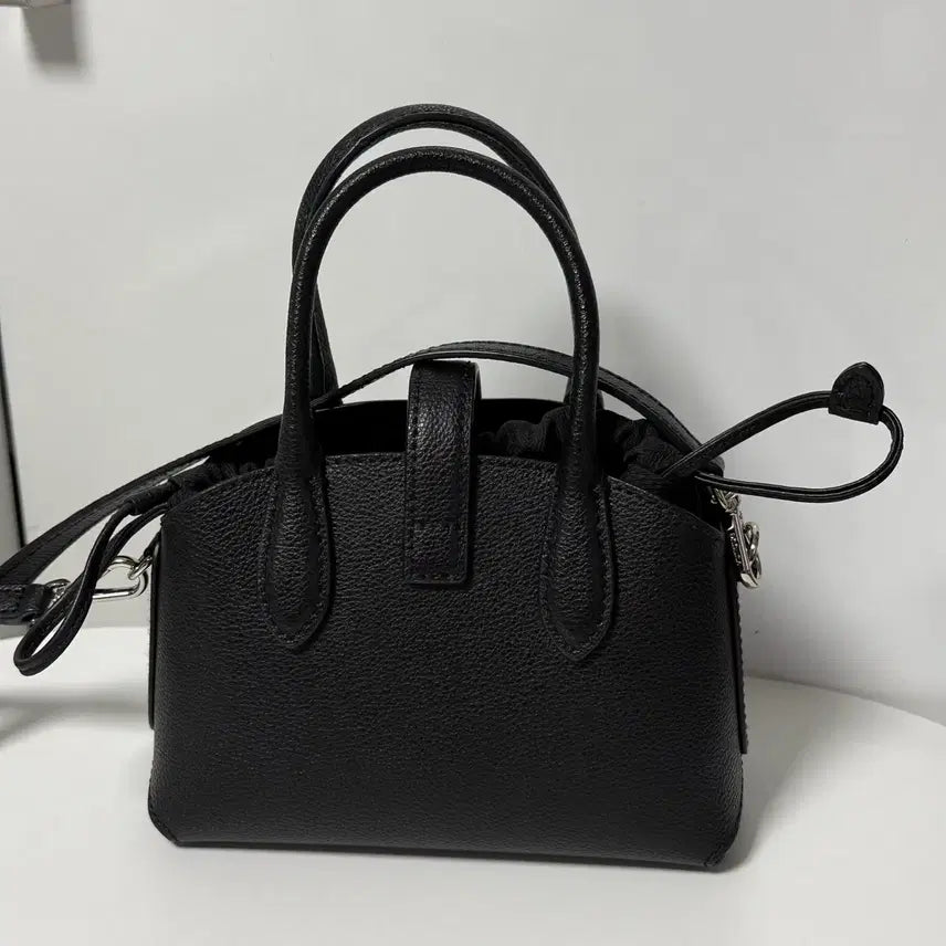 [SOLD OUT] 분크  토크 헐밋 크로스 스몰 블랙