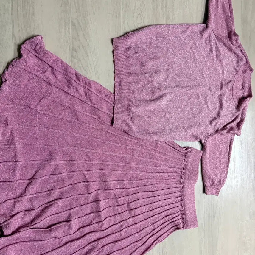 [BUNJANG] Two-Piece Pink Set / 핑크 투피스