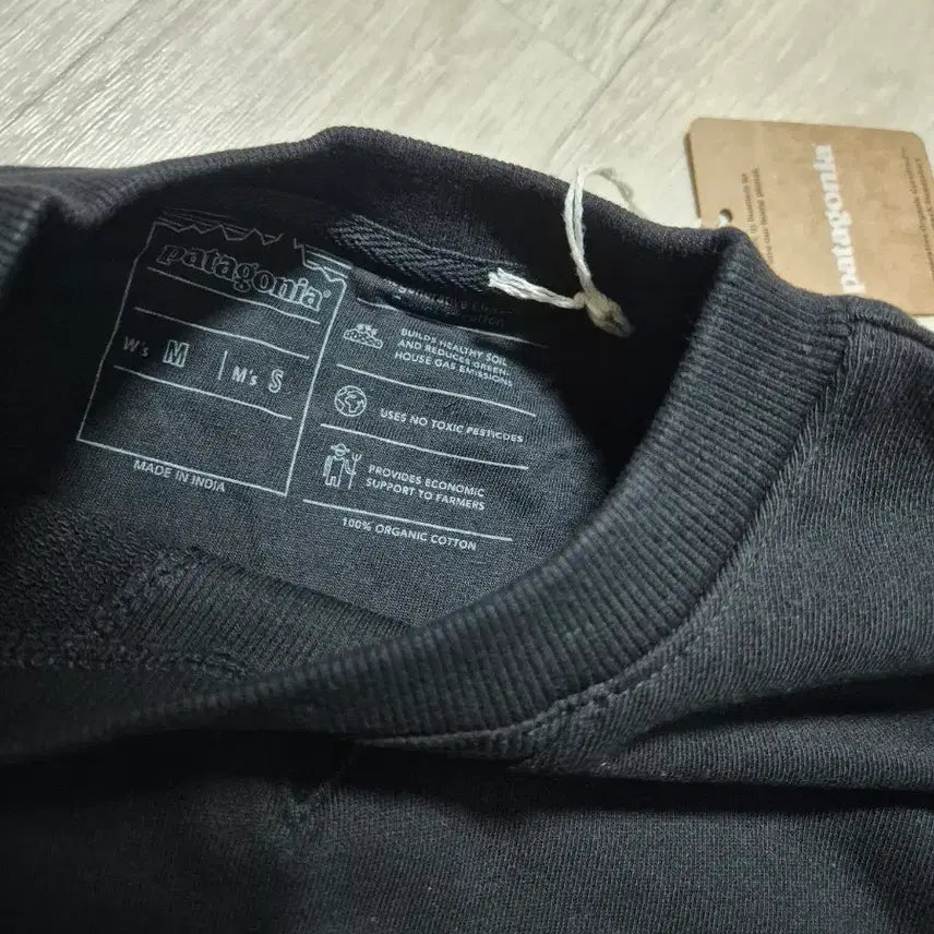 [BUNJANG] Patagonia Black Sweatshirt / 파타고니아 블랙 맨투맨 티셔츠(새상품