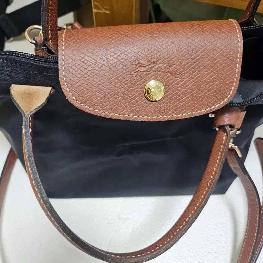 [BUNJANG] Longchamp Black Tote Bag with Brown Handle / 롱샴 블랙 토트백 브라운 핸들