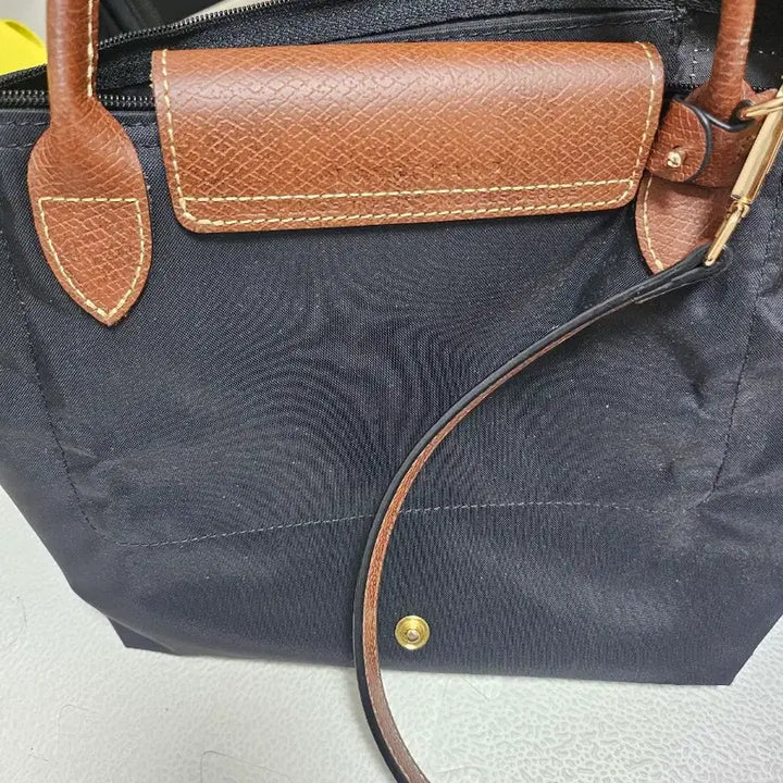 [BUNJANG] Longchamp Black Tote Bag with Brown Handle / 롱샴 블랙 토트백 브라운 핸들