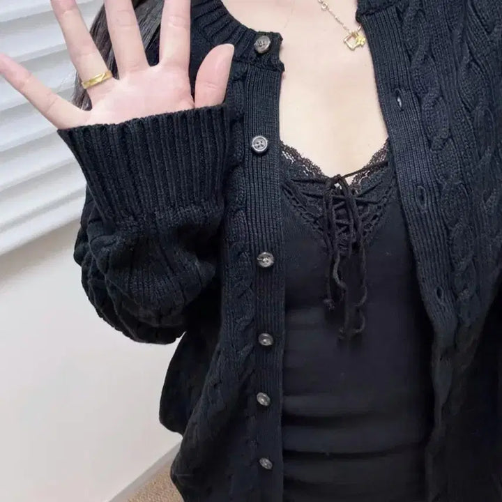 [BUNJANG] Brandy Melville Agnes Knit Slim Fit Sweater / BM Brandy Melville Agnes 니트 부드러운 데일리 슬림핏