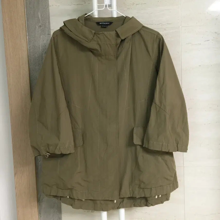 [BUNJANG] Botticelli Hooded Windbreaker Jacket / 보티첼리 후드 바람막이 자켓 85