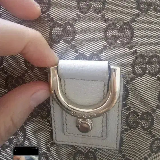 [BUNJANG] Gucci GG Logo Canvas Shoulder Bag / 구찌 GG 로고 캔버스 숄더백