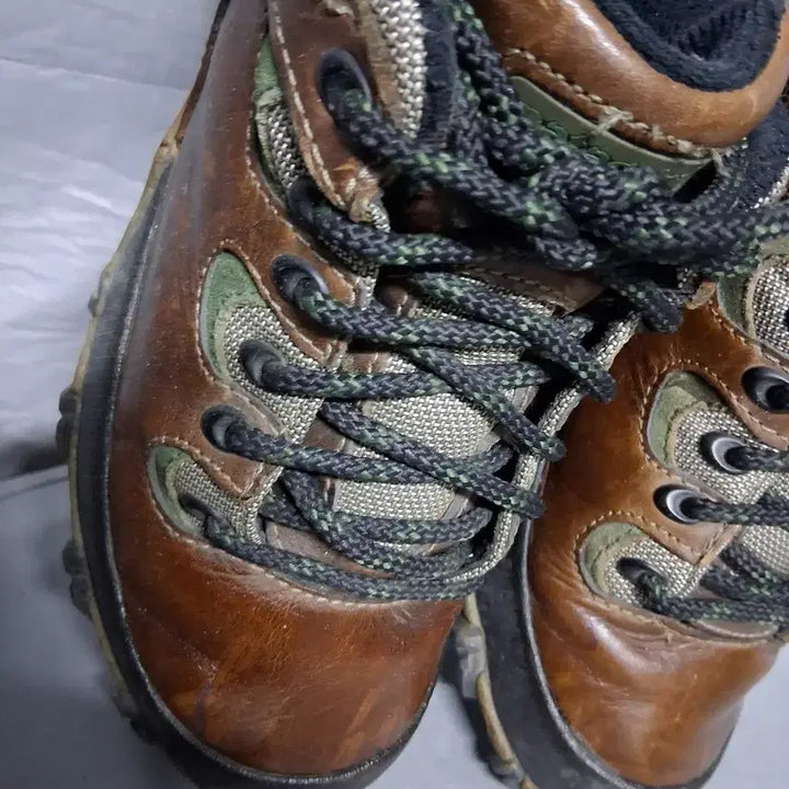 [BUNJANG] Patagonia Hiking Boots 250 / 파타고니아  등산화 250