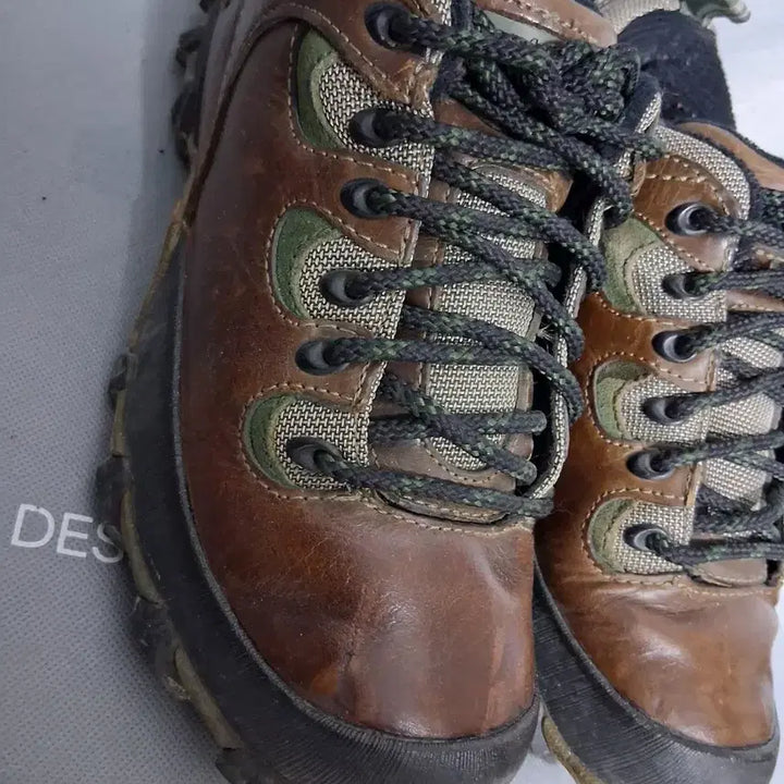 [BUNJANG] Patagonia Hiking Boots 250 / 파타고니아  등산화 250