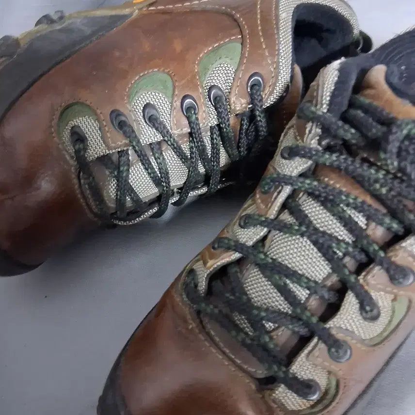 [BUNJANG] Patagonia Hiking Boots 250 / 파타고니아  등산화 250