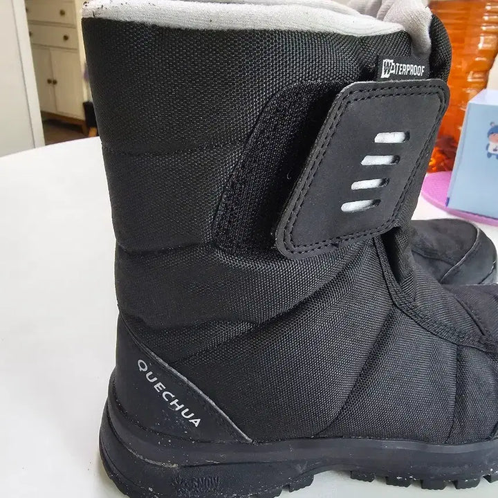 [BUNJANG] KESHUA Black Padded Waterproof Boots 225 / 케슈아 방한 부츠 블랙 패딩 부츠 225