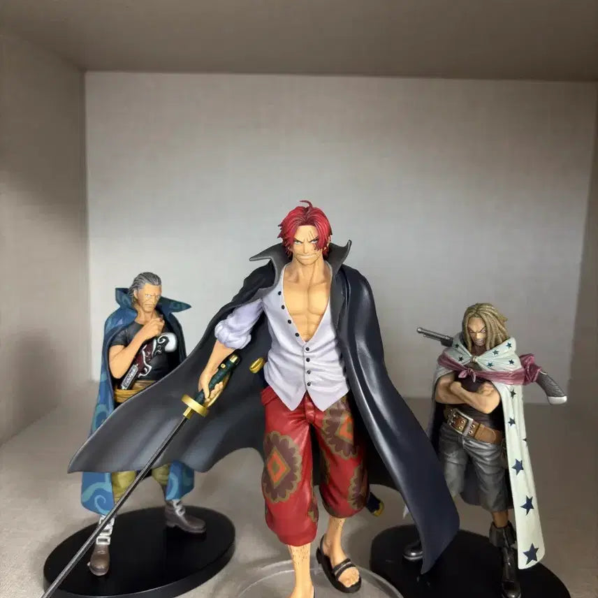 [BUNJANG] Shanks Figure / 신사황 샹크스 피규어 / 원피스 피규어