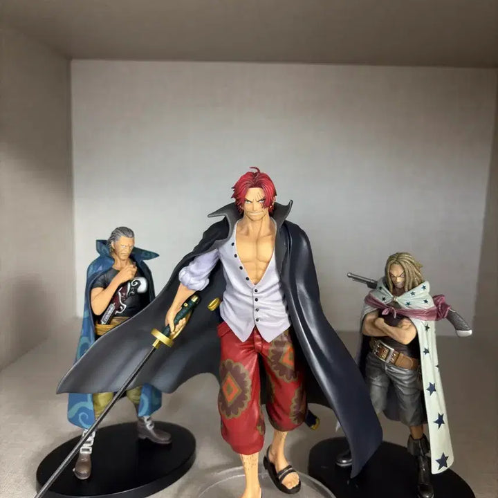 [BUNJANG] Shanks Figure / 신사황 샹크스 피규어 / 원피스 피규어