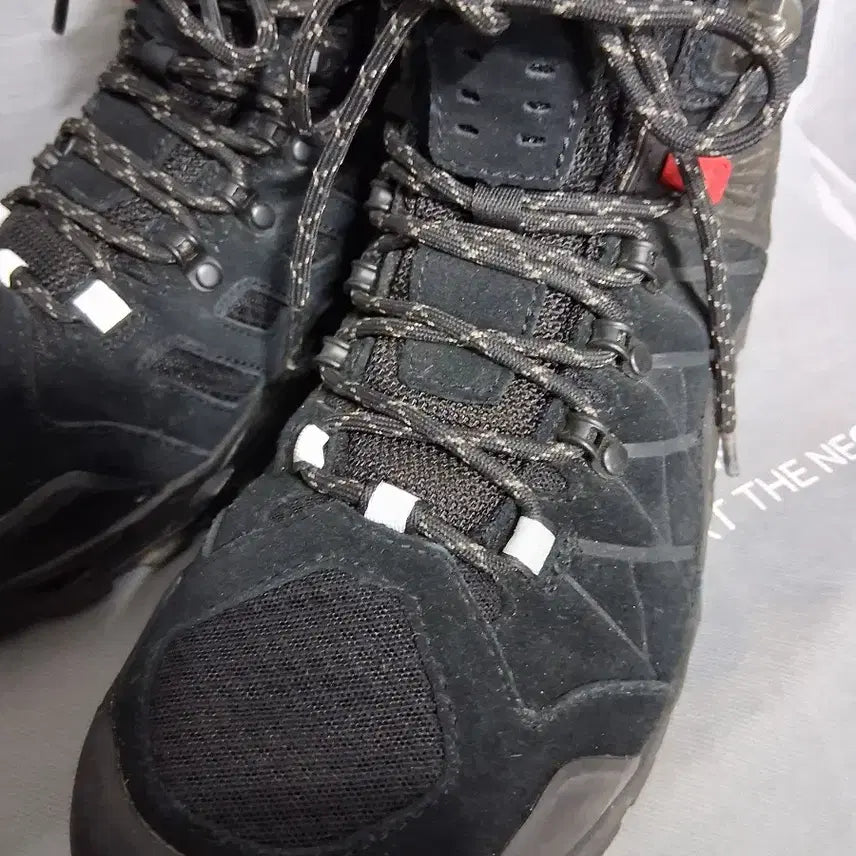 [BUNJANG] Nepa Gore-Tex Hiking Boots / 등산화275  네파고어텍스