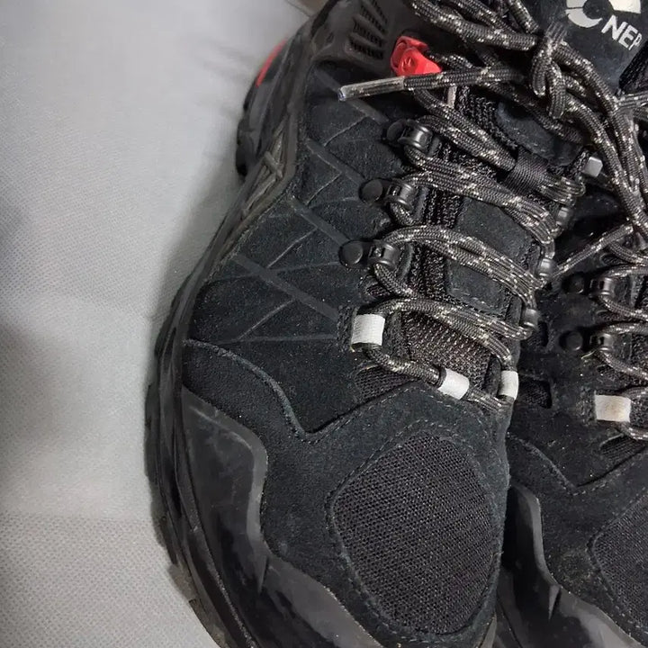 [BUNJANG] Nepa Gore-Tex Hiking Boots / 등산화275  네파고어텍스
