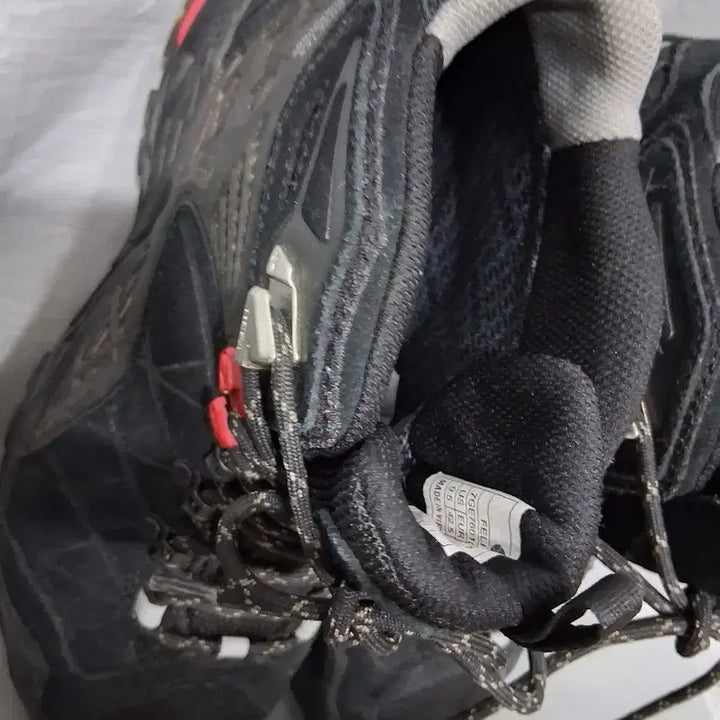 [BUNJANG] Nepa Gore-Tex Hiking Boots / 등산화275  네파고어텍스