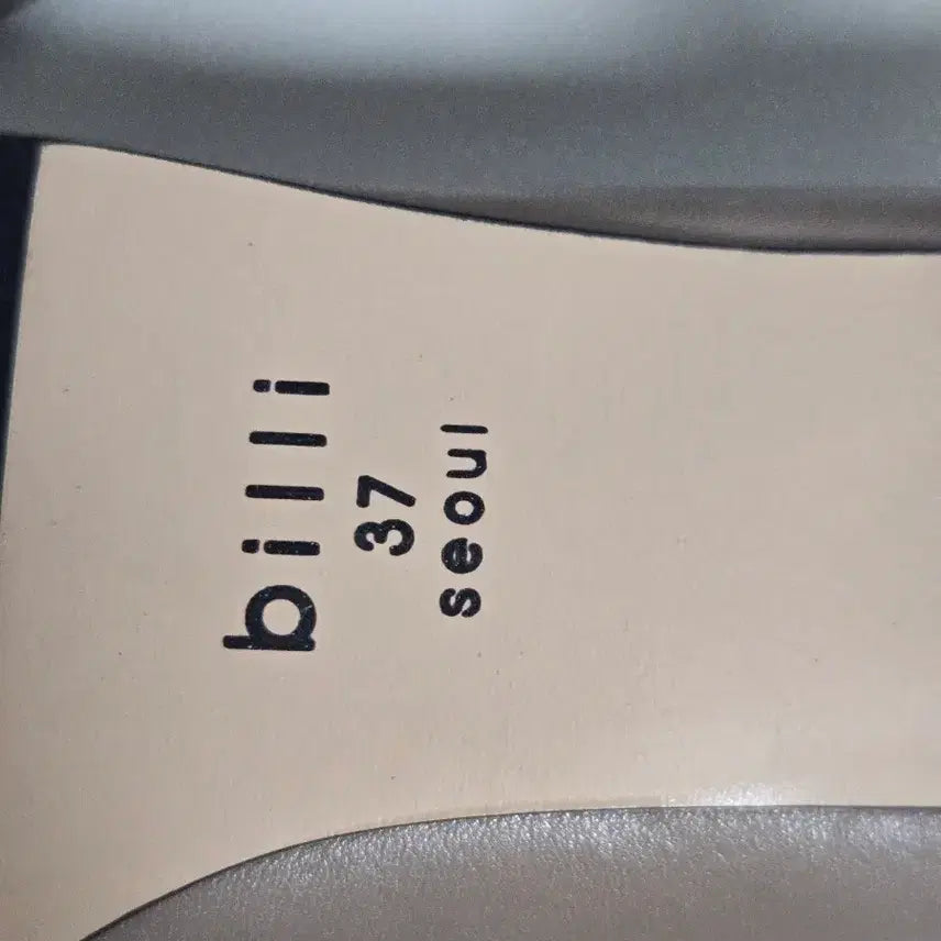[BUNJANG] BILLI SEOUL 가죽 구두 235 (새상품) / BILLI SEOUL 가죽 구두 235 (새상품)
