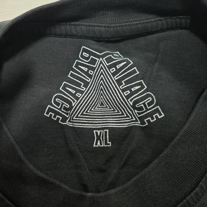 [BUNJANG] Palace Dodge T-shirt XL Black / 팔라스 닷지 티셔츠 XL 블랙