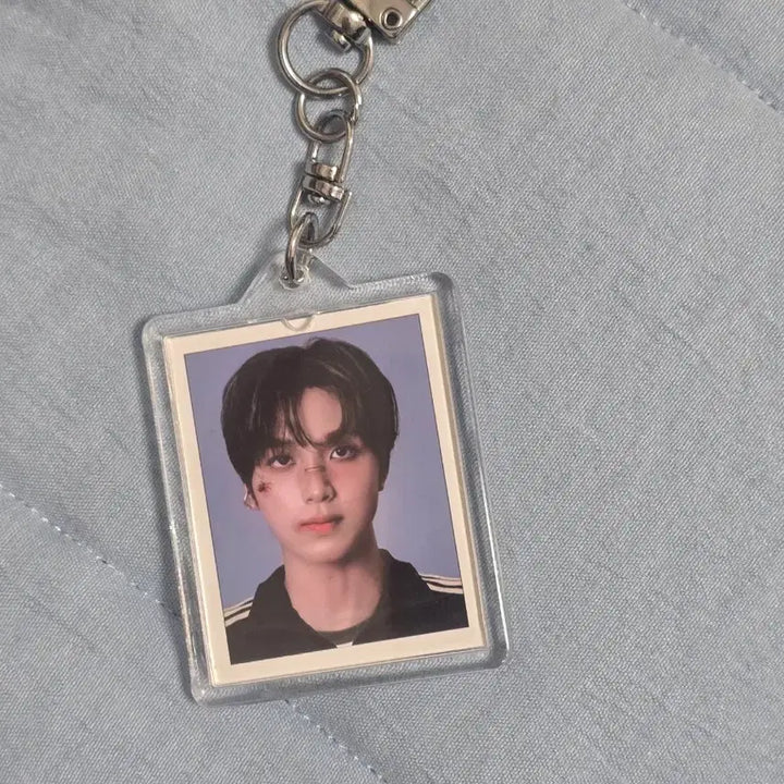 [BUNJANG] NCT Haechan Adidas Double-Sided Photo Keyring / 엔시티 해찬 양면 아디다스 증사 키링