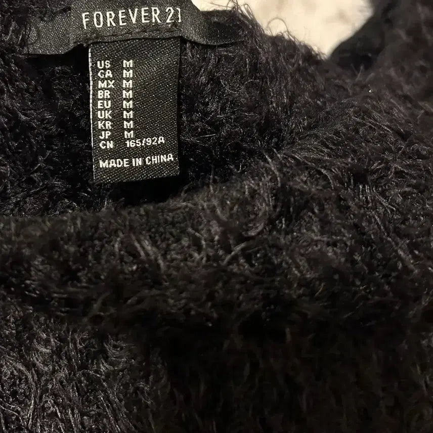 [BUNJANG] Forever 21 Off-Shoulder Fur Knit Black / 포에버21 오프숄더 퍼 니트 블랙