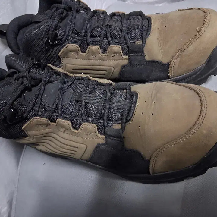 [BUNJANG] Nepa Gore-Tex Hiking Boots / 등산화290  네파고어텍스