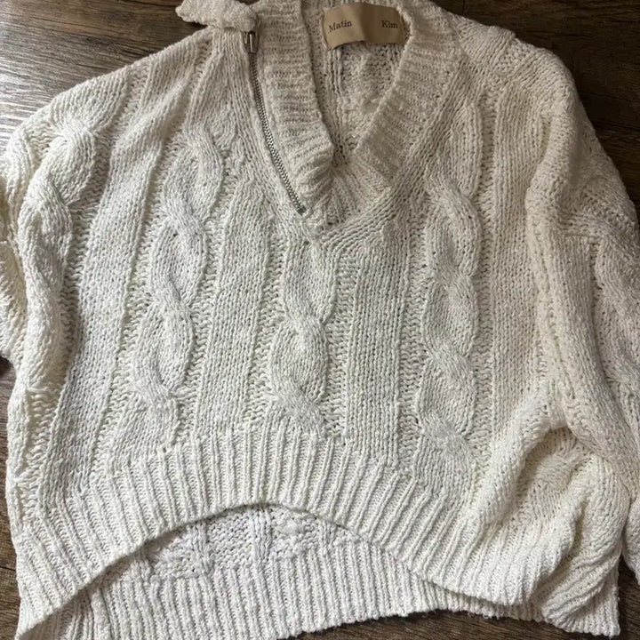 [BUNJANG] Matinkim Ivory Crop Knit Sweater / 마뗑킴 아이보리 크롭 니트 - 사이즈 프리