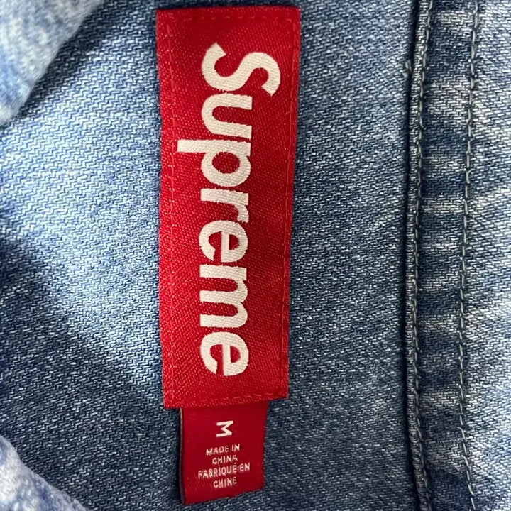 [SOLD OUT] 슈프림 스몰 박스 셔츠 데님(23fw) m팝니다!!