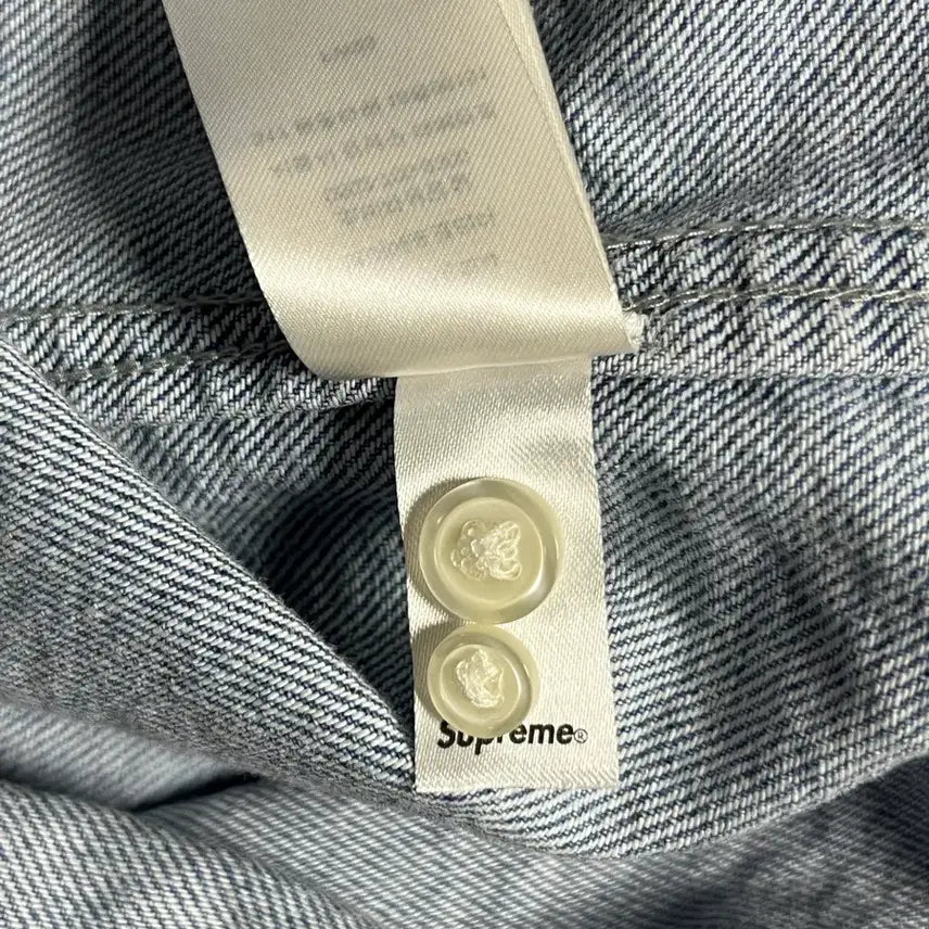 [SOLD OUT] 슈프림 스몰 박스 셔츠 데님(23fw) m팝니다!!