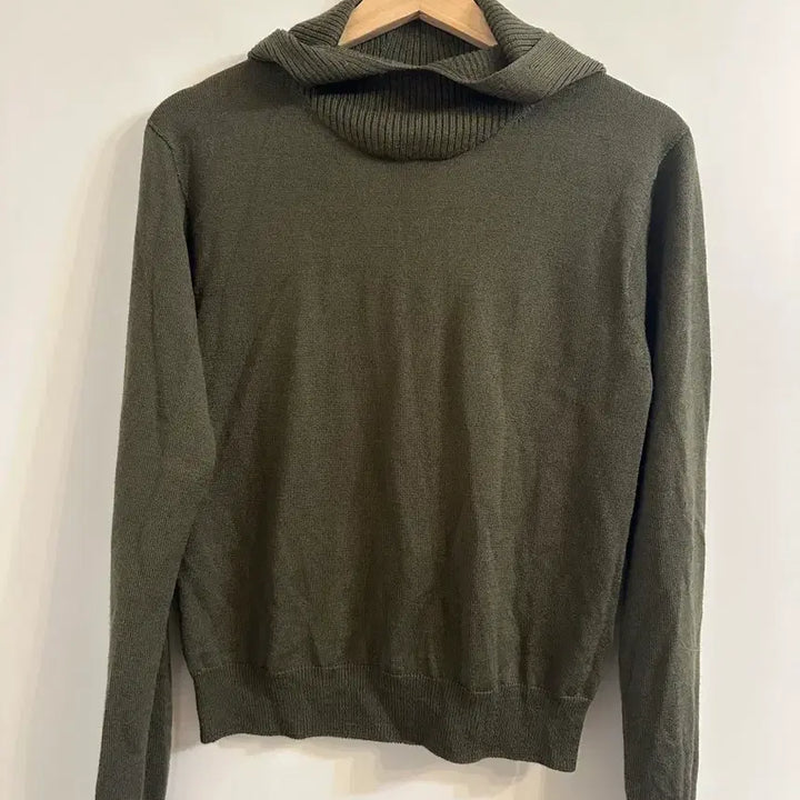 [BUNJANG] COSMOSS Hooded Knit Olive / 코스모스 COSMOSS 후드 니트 (올리브)