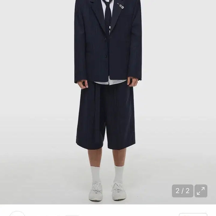 [BUNJANG] DNSR Striped Shorts Navy ZL / (새상품)  DNSR 스트라이프 반바지 네이비 ZL