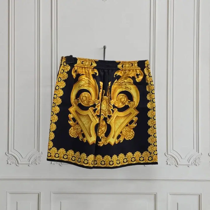 [BUNJANG] Versace Gold Barocco Pattern Silk Shorts / 베르사체 골드 바로코 패턴 실크 반바지