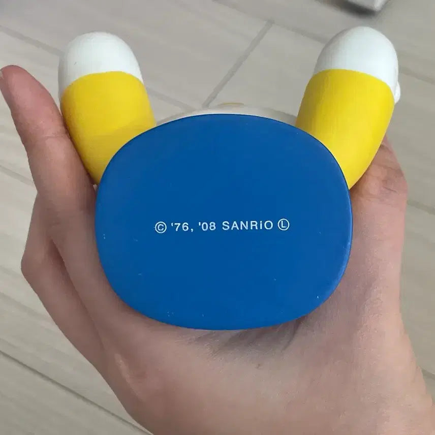 [BUNJANG] Sanrio Hello Kitty Eyeglass Stand / 고전 산리오 헬로키티 안경 거치대