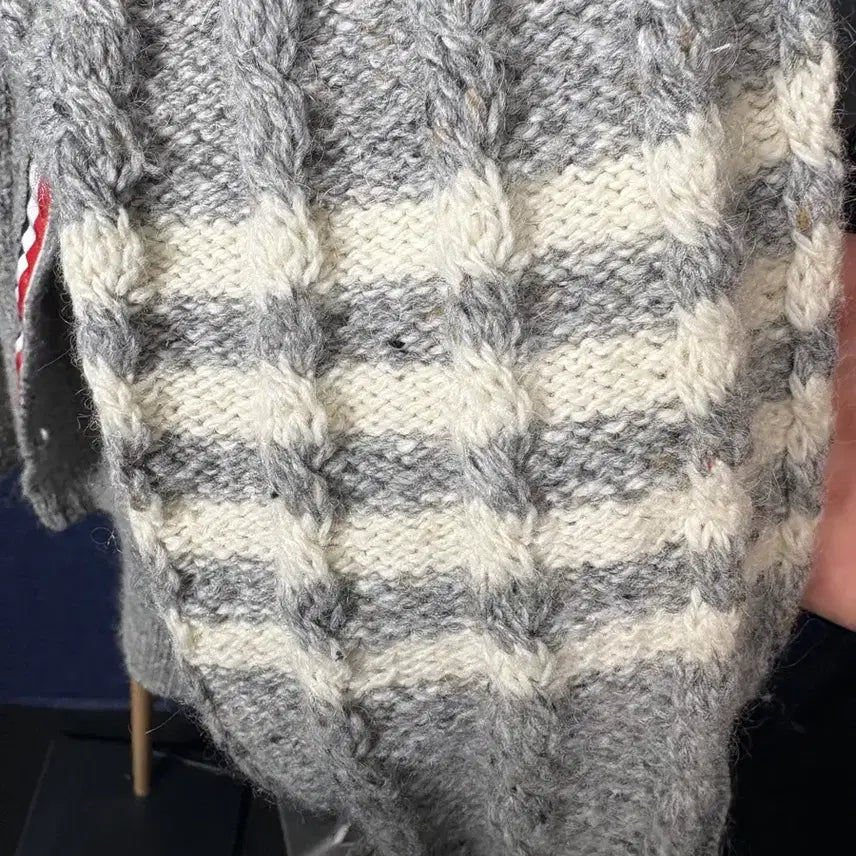 [BUNJANG] Thom Browne Aran Cable Cardigan Size 2 / 톰브라운 아란 케이블 가디건 2사이즈