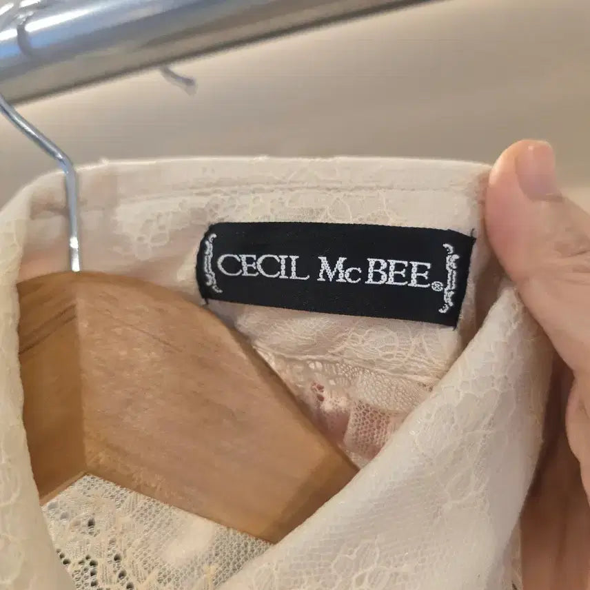 [SOLD OUT] CECIL Mc BEE