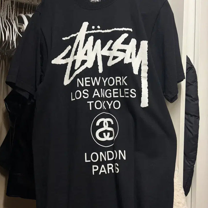 [BUNJANG] Stussy World Tour T-Shirt Black / 스투시 월드투어 티셔츠 블랙 2024,2025 S