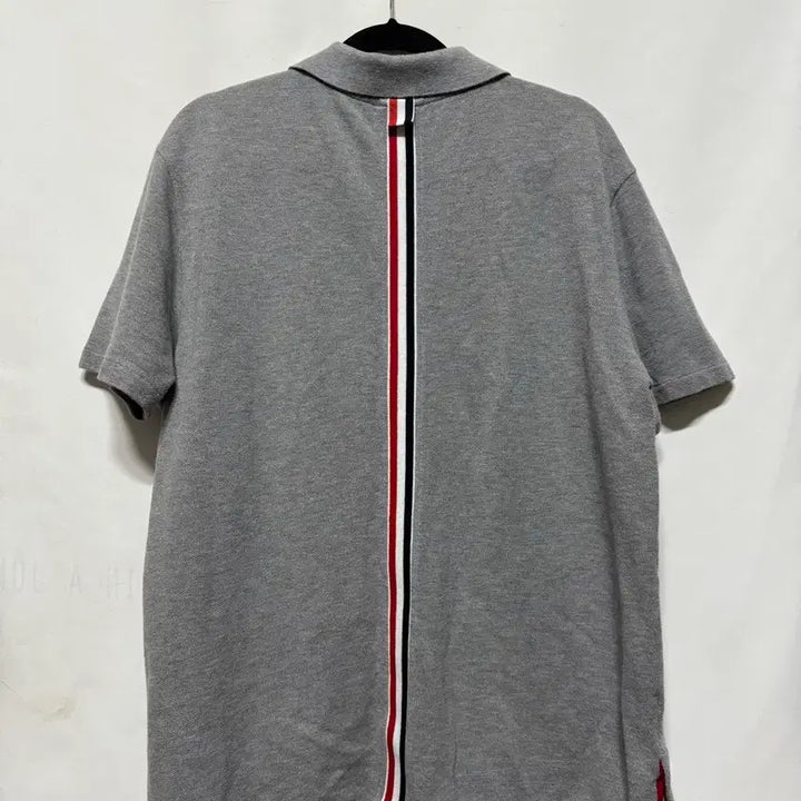 [BUNJANG] Thom Browne Tricolor Stripe Polo Shirt / 4 톰브라운 백삼선 스트라이프 카라티