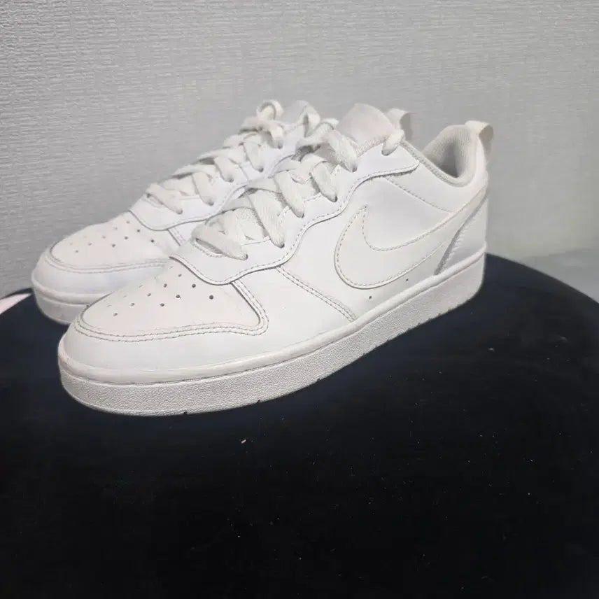 [BUNJANG] Nike All White Sneakers / 나이키 올흰색 운동화