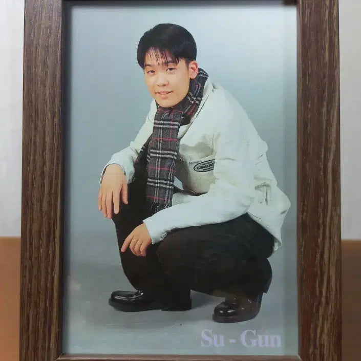 [BUNJANG] Kim Soo Geun Vintage Photo in Frame / 90년대 연예인 김수근 가수 옛날 레트로 빈티지