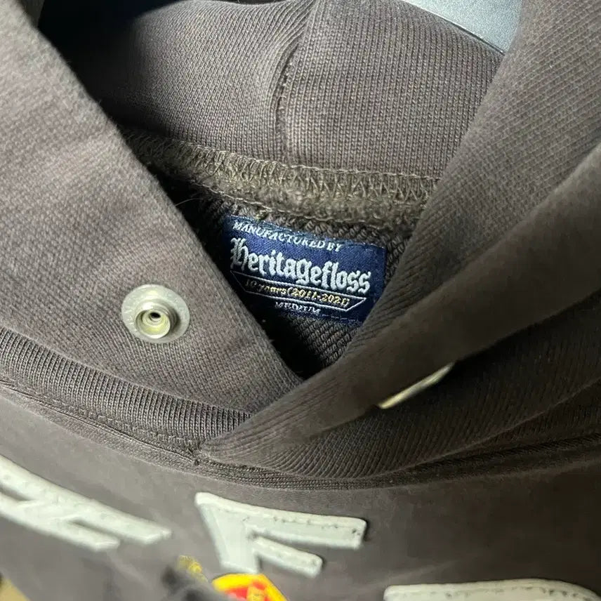 [BUNJANG] HeritageFloss HFC 10th Anniversary Hoodie M Size / 헤리티지플로스 HFC 10주년 후드 M사이즈