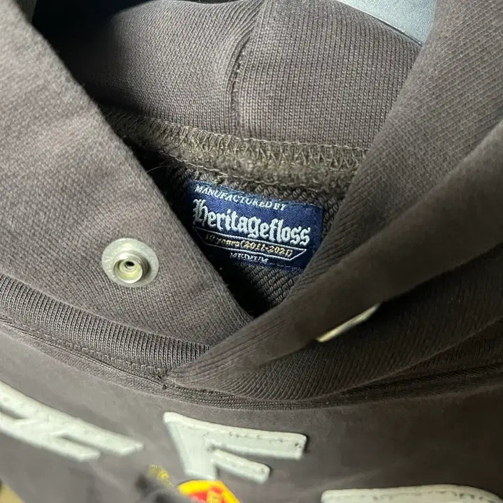 [BUNJANG] HeritageFloss HFC 10th Anniversary Hoodie M Size / 헤리티지플로스 HFC 10주년 후드 M사이즈