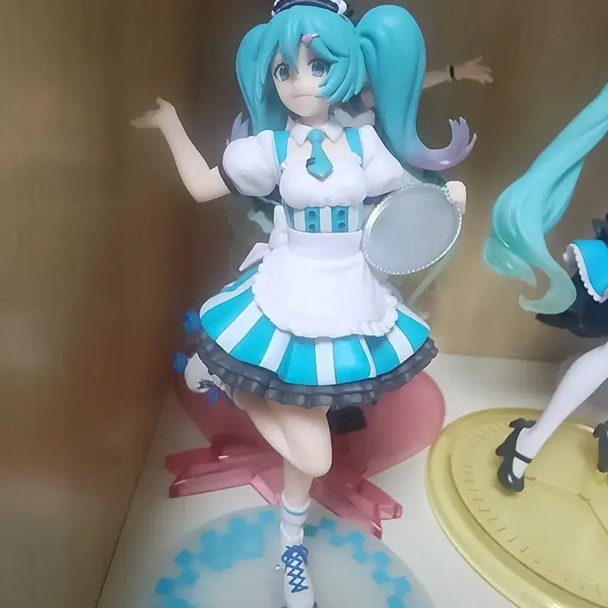 [BUNJANG] Hatsune Miku Figure / 하츠네 미쿠 피규어