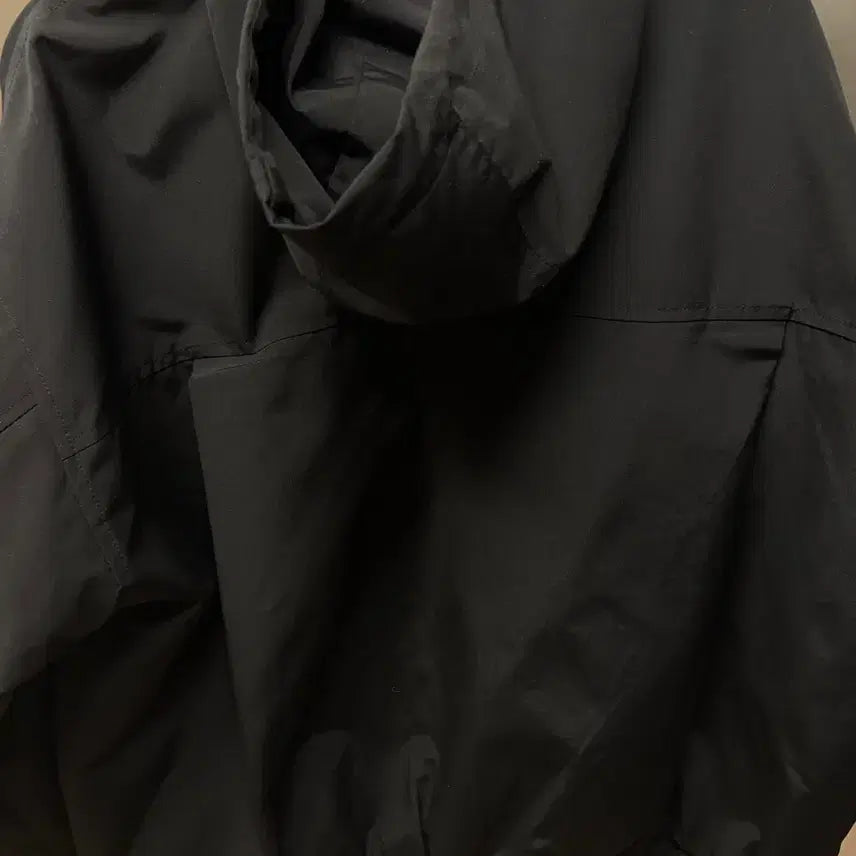 [BUNJANG] TNGT Oversized Hooded Short Jumper Black 95 / tngt 오버핏 후드 숏 점퍼 블랙 95