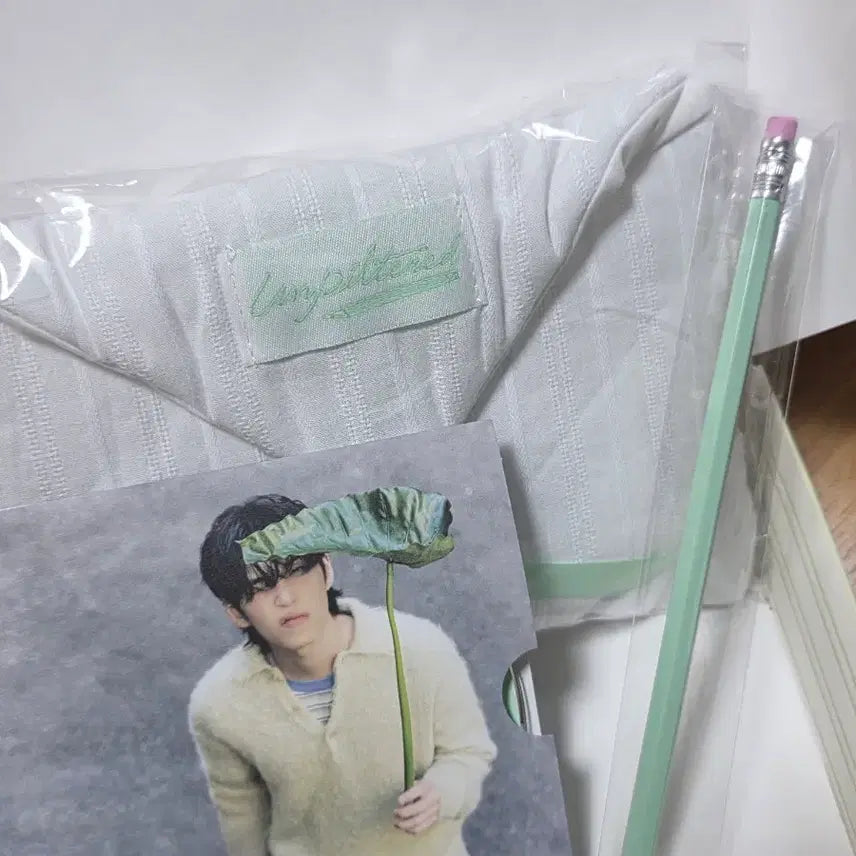 [SOLD OUT] 원필 언필터드 파우치+연필+CD