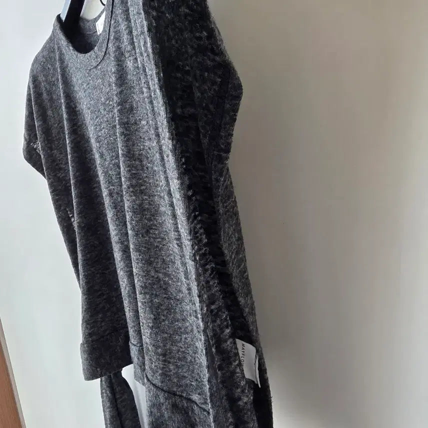 [SOLD OUT] 55-77)묶음 민소매 트임티셔츠/새제품