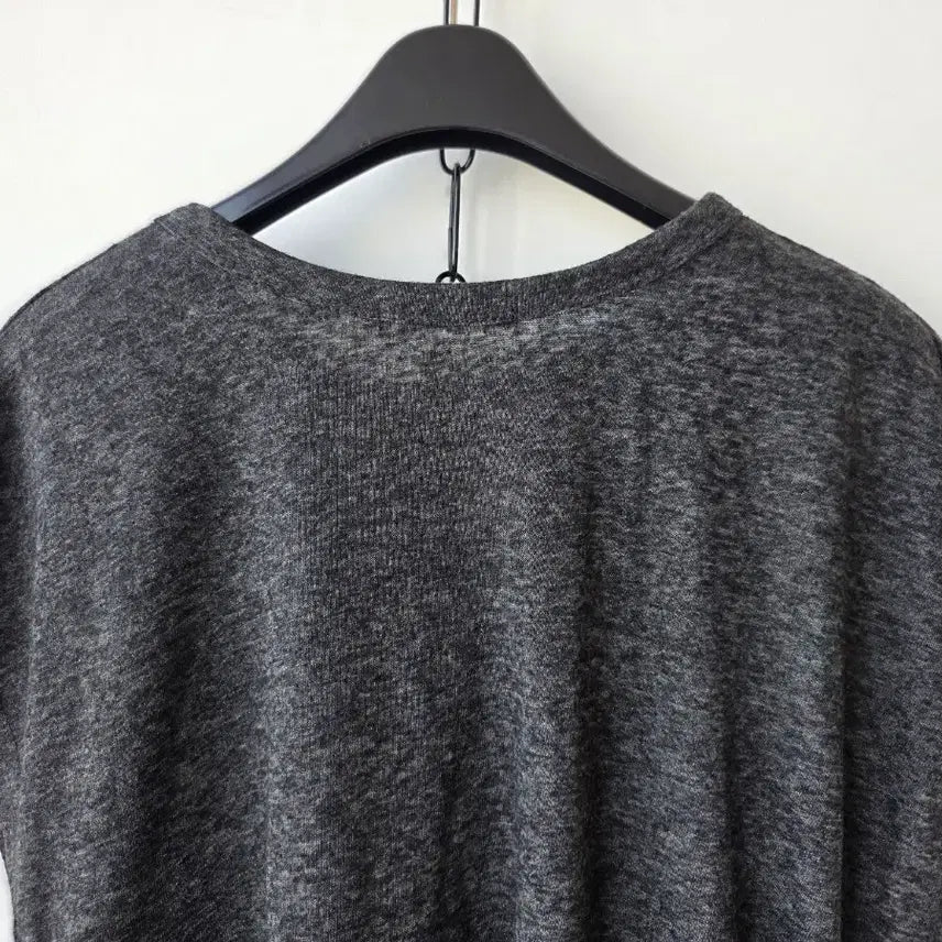 [SOLD OUT] 55-77)묶음 민소매 트임티셔츠/새제품