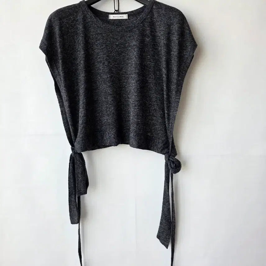 [SOLD OUT] 55-77)묶음 민소매 트임티셔츠/새제품
